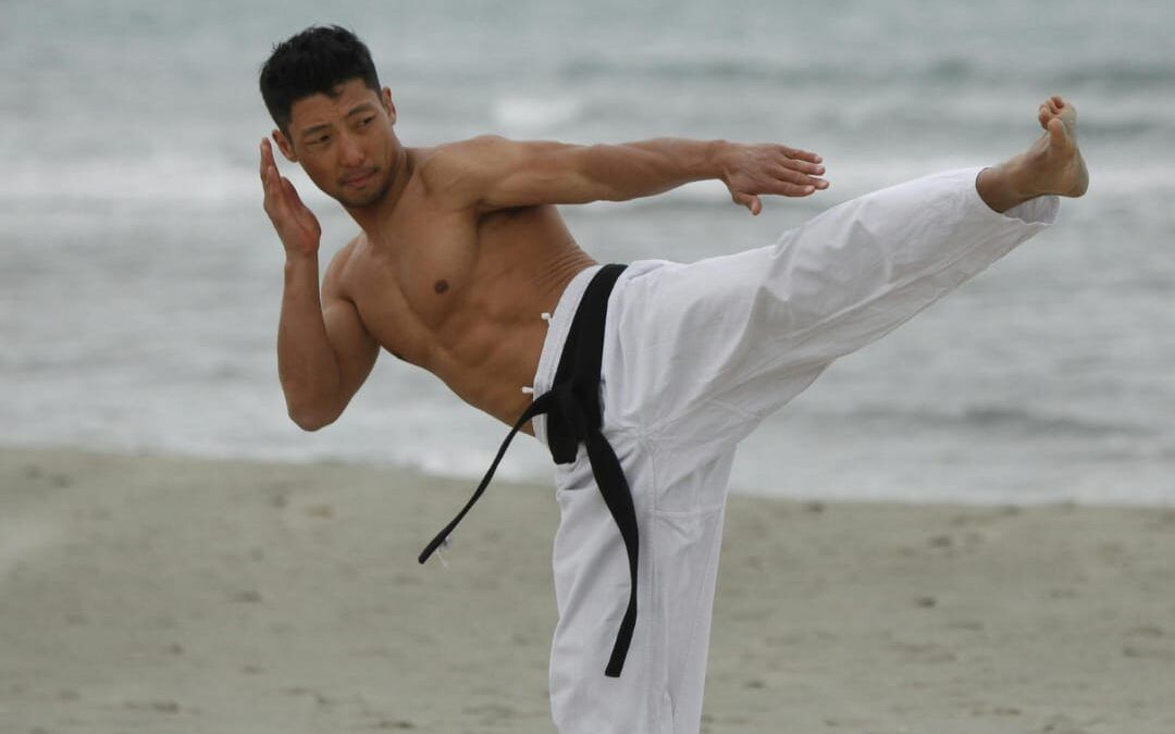 Cinturones de Karate en Orden: Significado y Niveles Explicados